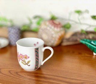 メーカー直送 九谷焼 マグカップ マグ 磁器 ソメイヨシノ 小紋付 中裏絵