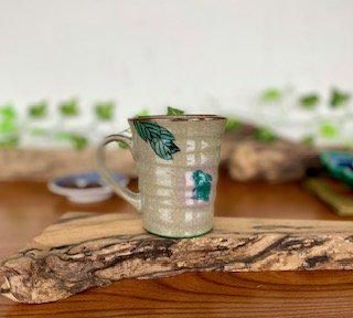 メーカー直送 九谷焼 マグカップ マグ 白兎 色絵牡丹 WWW_OPDRERGINERDOGAN_COM