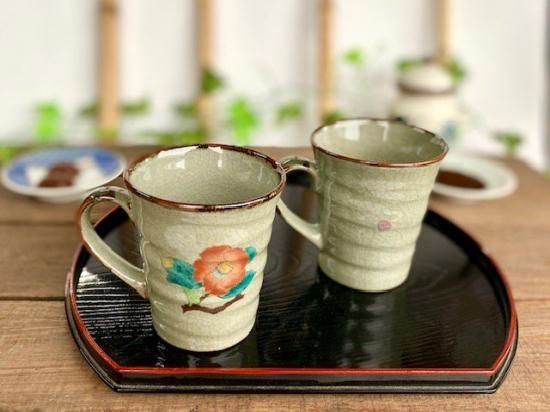 メーカー直送 九谷焼 ペアマグカップ 椿に鳥＆ソメイヨシノ 中裏絵