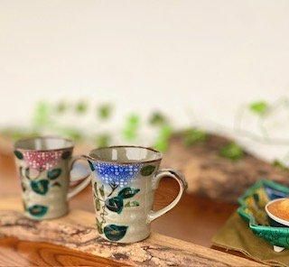 メーカー直送 九谷焼 ペアマグカップ 新がく紫陽花ピンク ブルー＆ピンク ピンク 裏絵