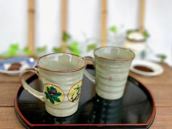 メーカー直送 九谷焼 ペアマグカップ 丸紋松竹梅&ソメイヨシノ 中裏絵