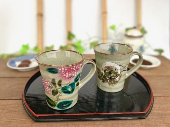 メーカー直送 九谷焼 ペアマグカップ がく紫陽花ピンク ピンク＆風神雷神 裏絵
