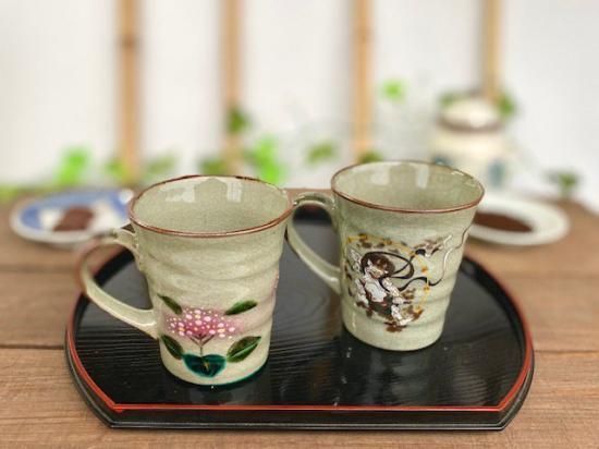 メーカー直送 九谷焼 ペアマグカップ がく紫陽花ピンク ピンク&風神雷神 裏絵