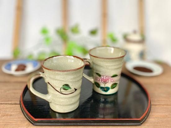 メーカー直送 九谷焼 ペアマグカップ コンビ山茶花&がく紫陽花ピンク ピンク 裏絵