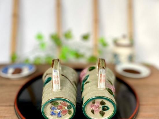 メーカー直送 九谷焼 ペアマグカップ コンビ山茶花＆がく紫陽花ピンク ピンク 裏絵 WWW_OPDRERGINERDOGAN_COM