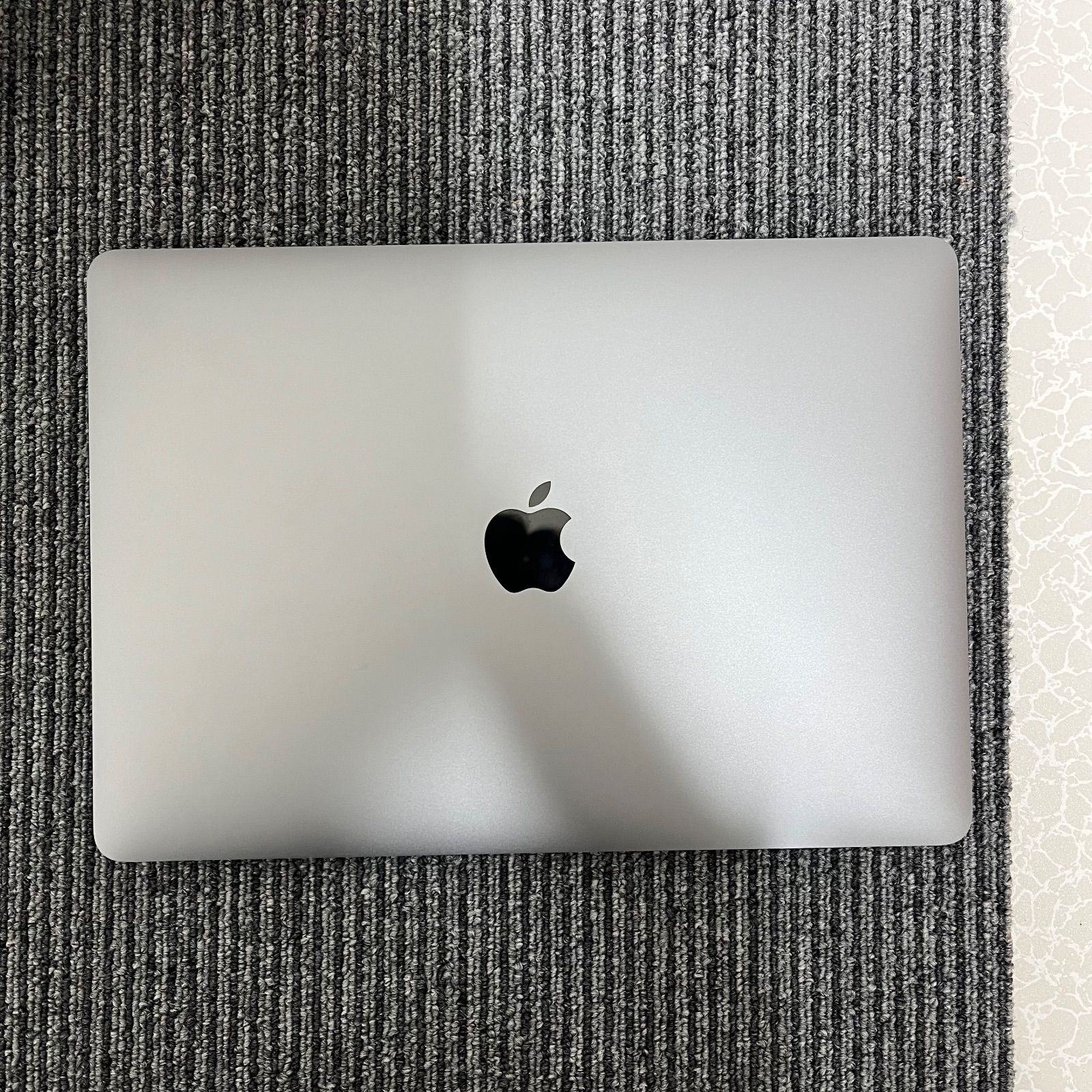 MacBook Pro 2020 256 GB MYD 82 J A M 1チップ 13インチ 2338 スペースグレー