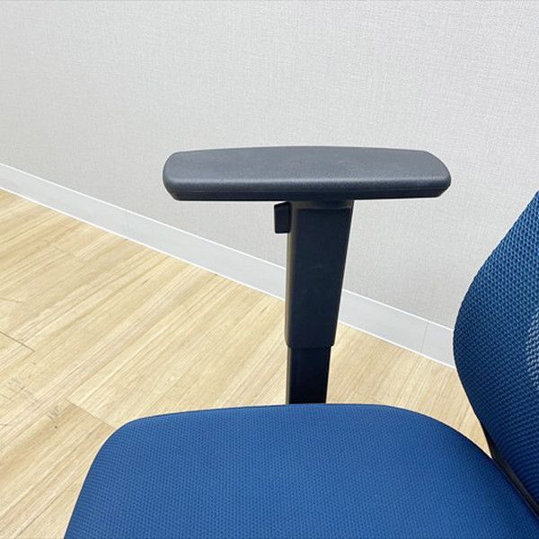  コクヨ シロッコチェア ローバック ハンガー付 肘付 オフィスチェア プルシアンブルー 二人用ベンチ オフィスチェア ワークチェア 椅子 チェア