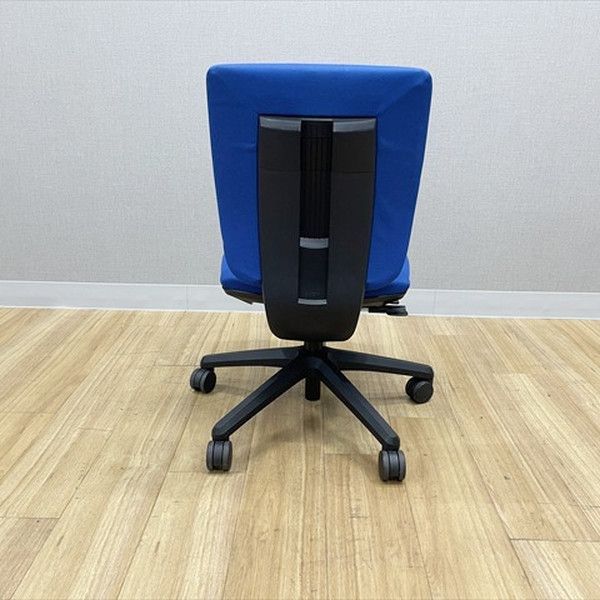 エルビスチェア ミドルバック