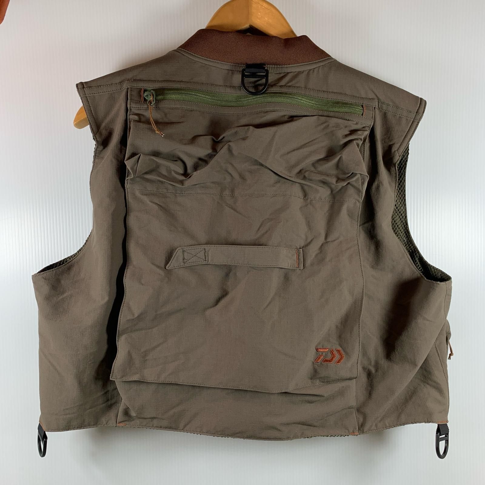 ττDAIWA ダイワ フィッシングベスト DV-3222 ネイティブクリークベスト ブラウン