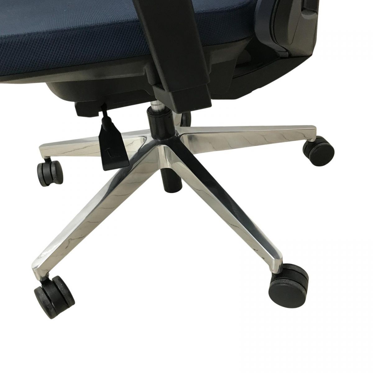  オフィスチェア ITOKI イトーキ サリダチェア YL9G ネイビー YL9 NYEL GCK889847大 朝食用椅子 オフィスチェア ワークチェア 椅子 チェア