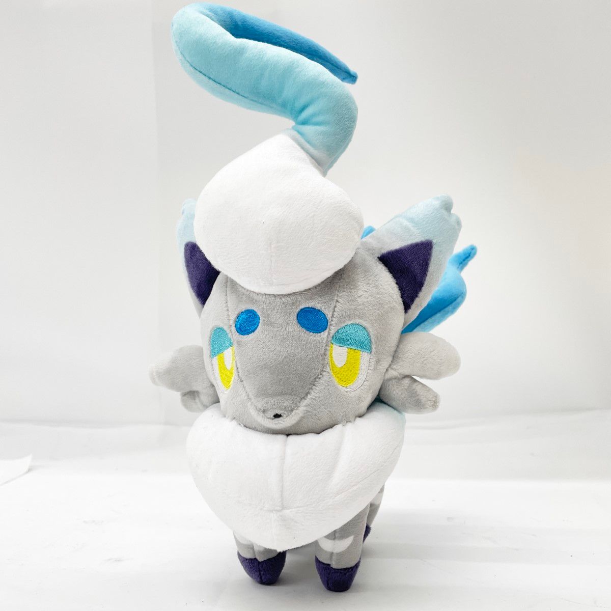 〇〇 ポケットモンスター 色違いのヒスイゾロア ぬいぐるみ ポケモン