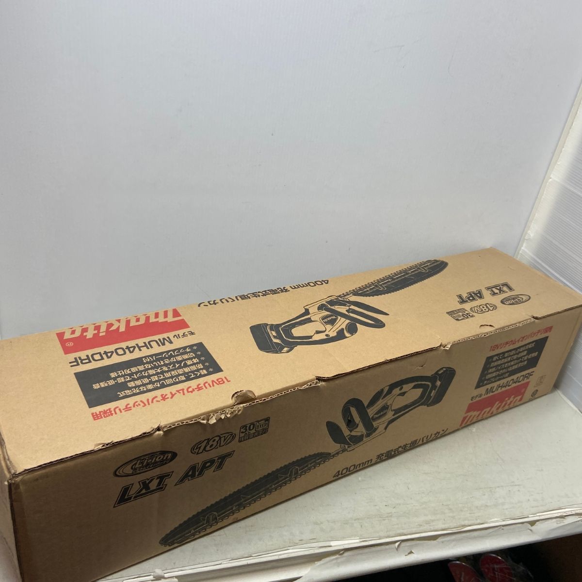 ΦΦMAKITA マキタ マキタ MUH404DRF 刈込幅400mm フルセット 3.0Ahバッテリ 充電器 チップレシーバ付 18V充電式生垣バリカン MUH404DRF