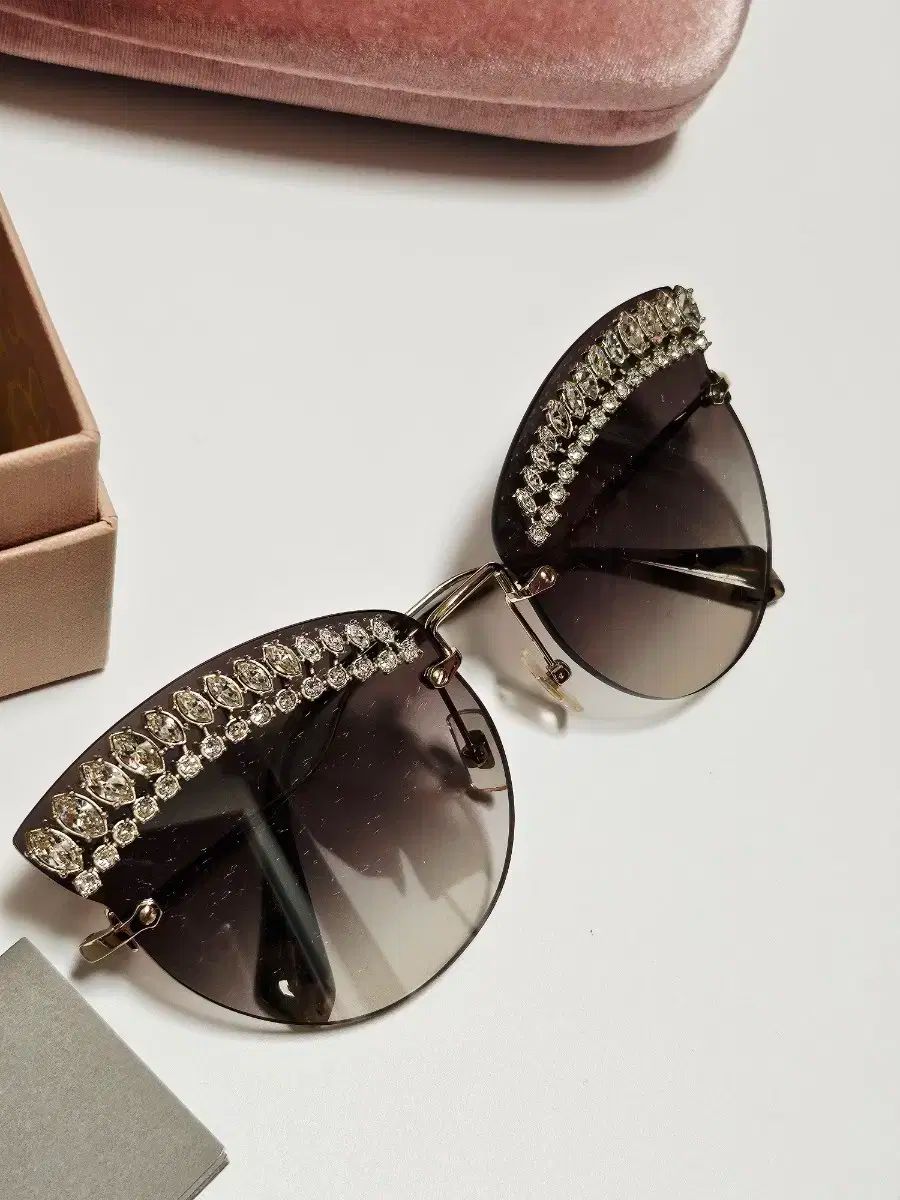 ミュウミュウ クリスタル