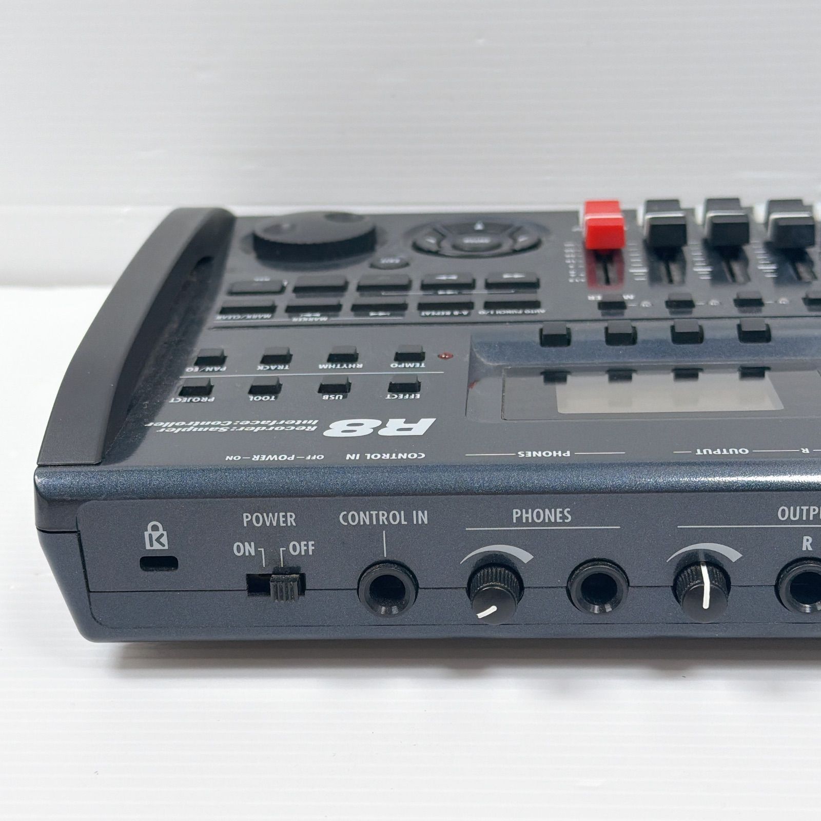 ZOOM R8 マルチトラックレコーダー SDカード付属 動作確認済み 送料