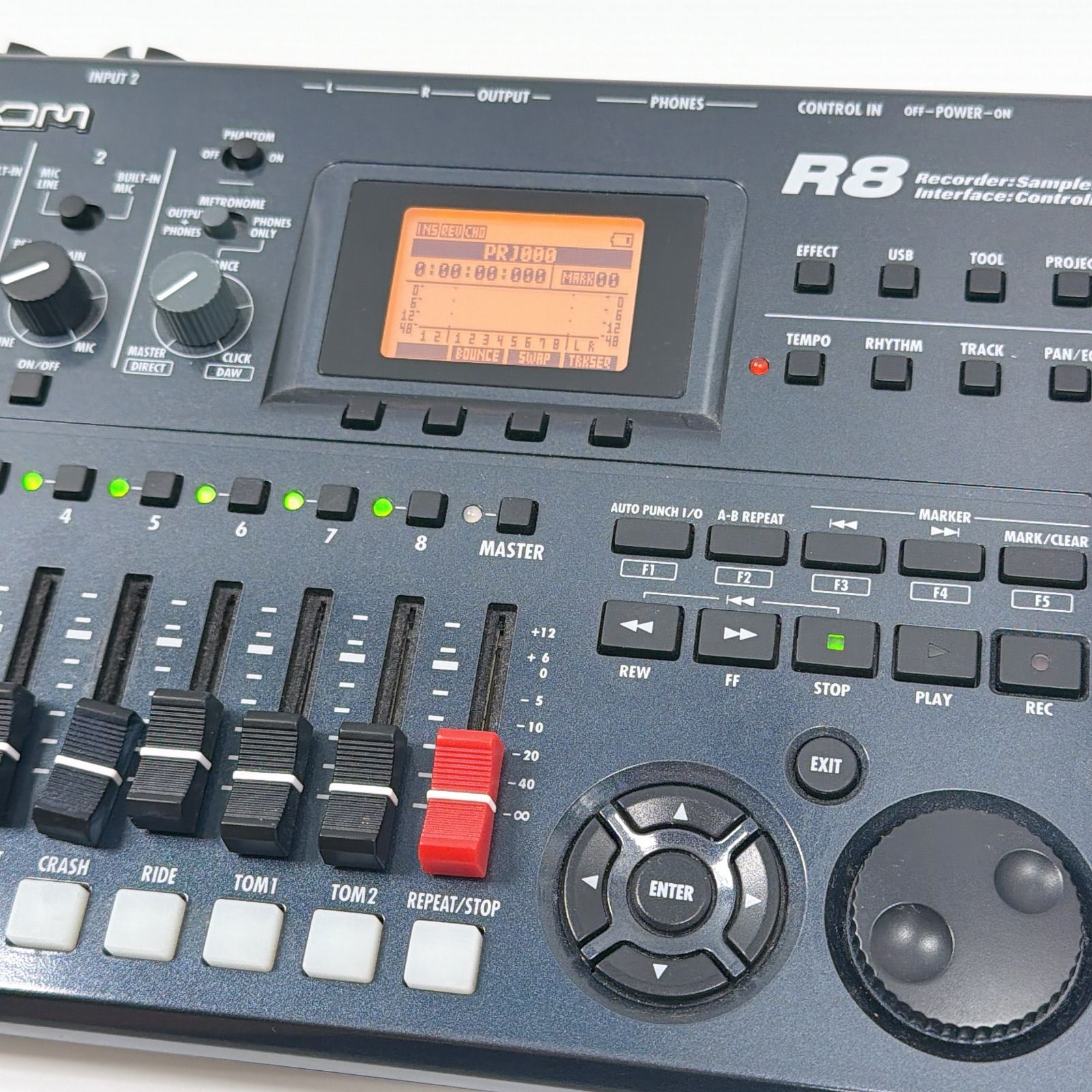 ZOOM R8 マルチトラックレコーダー SDカード付属 動作確認済み 送料