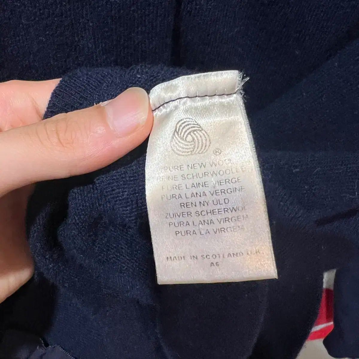 ゴールド ボタン