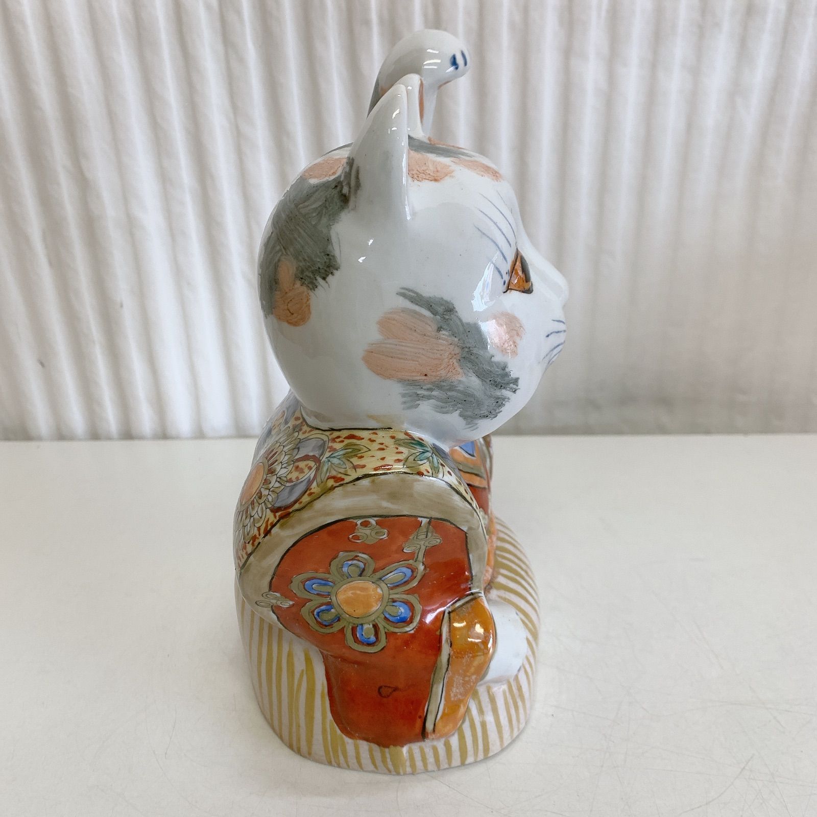 招き猫　陶器　置物　20センチ　羽織袴　商売繁盛　良縁 招き猫 陶器 置物 20センチ 羽織袴 商売繁盛 良縁