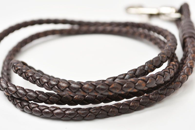 ボッテガヴェネタ ネックストラップ パスケース/IDホルダー 2点セット BOTTEGA VENETA イントレチャート ダークブラウン【中古】 ボッテガヴェネタ ネックストラップ パスケース/IDホルダー 2点セット