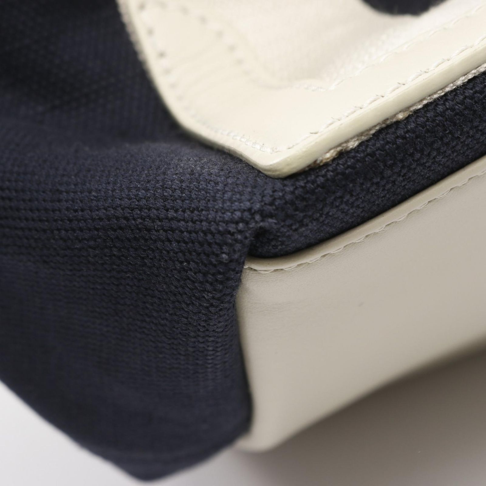 ネイビー ホワイト