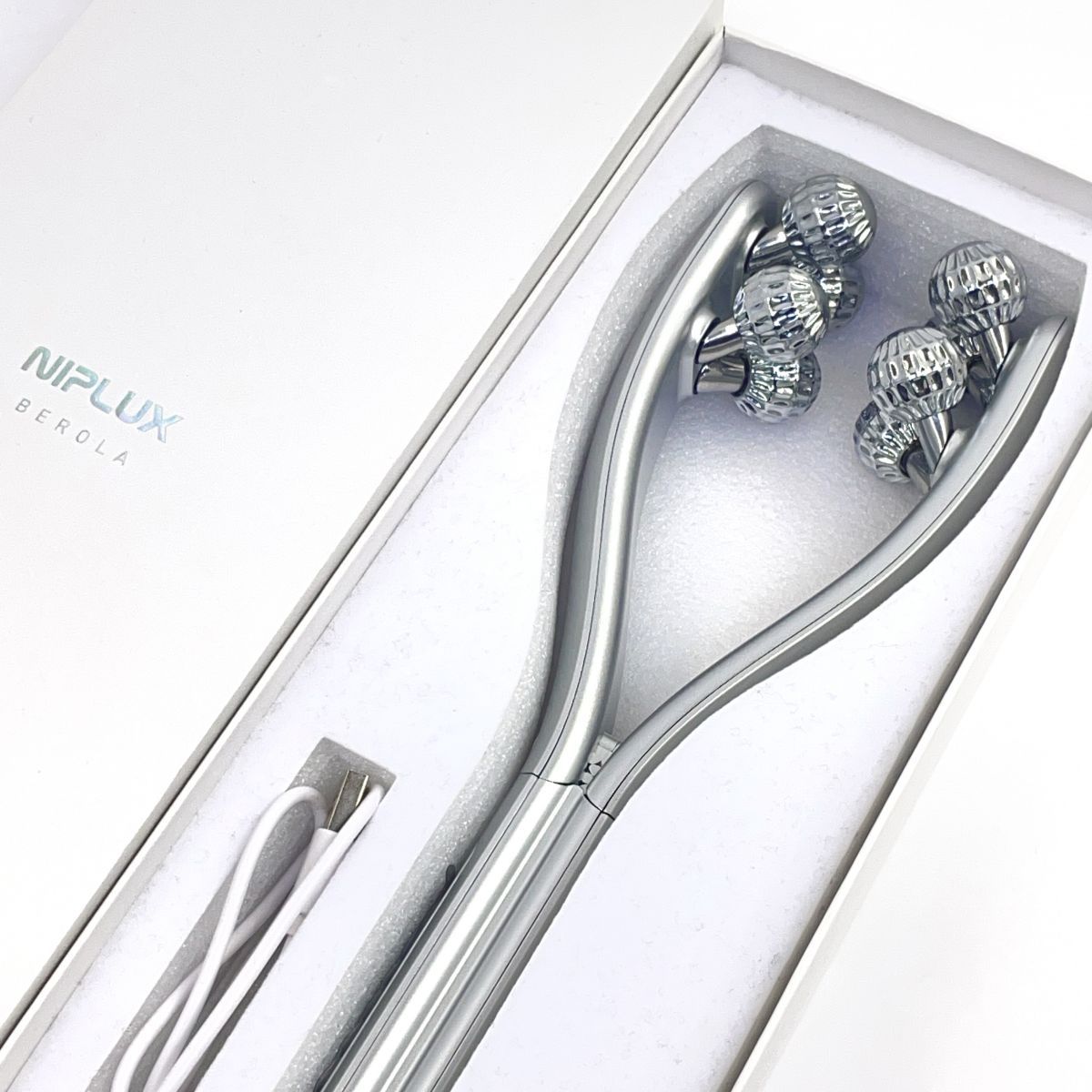 NIPLUX ニップラックス BEROLA ベローラ NP-BRL23SV 美顔ローラー