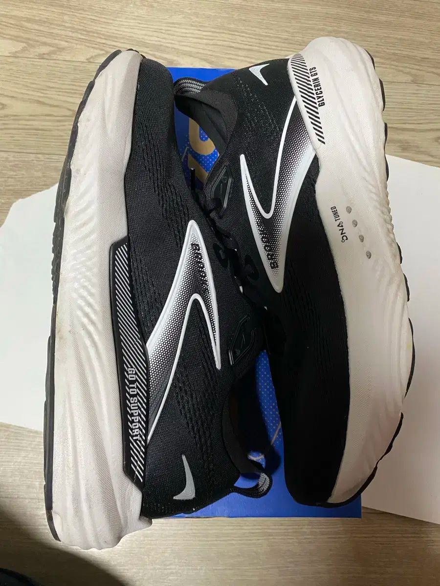 ブルックスglycerin GTS22 ワイド