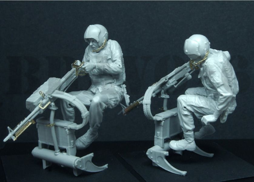 ブラボー6 35069 1 35 アメリカ ヘリ ドアガンナー M 60機関銃 23 セット ベトナム 2体セット