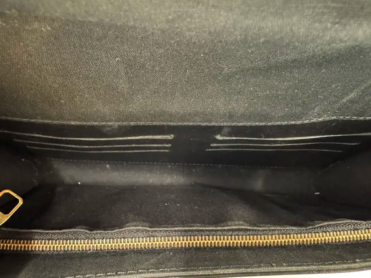 Vuitton ルイヴィトン