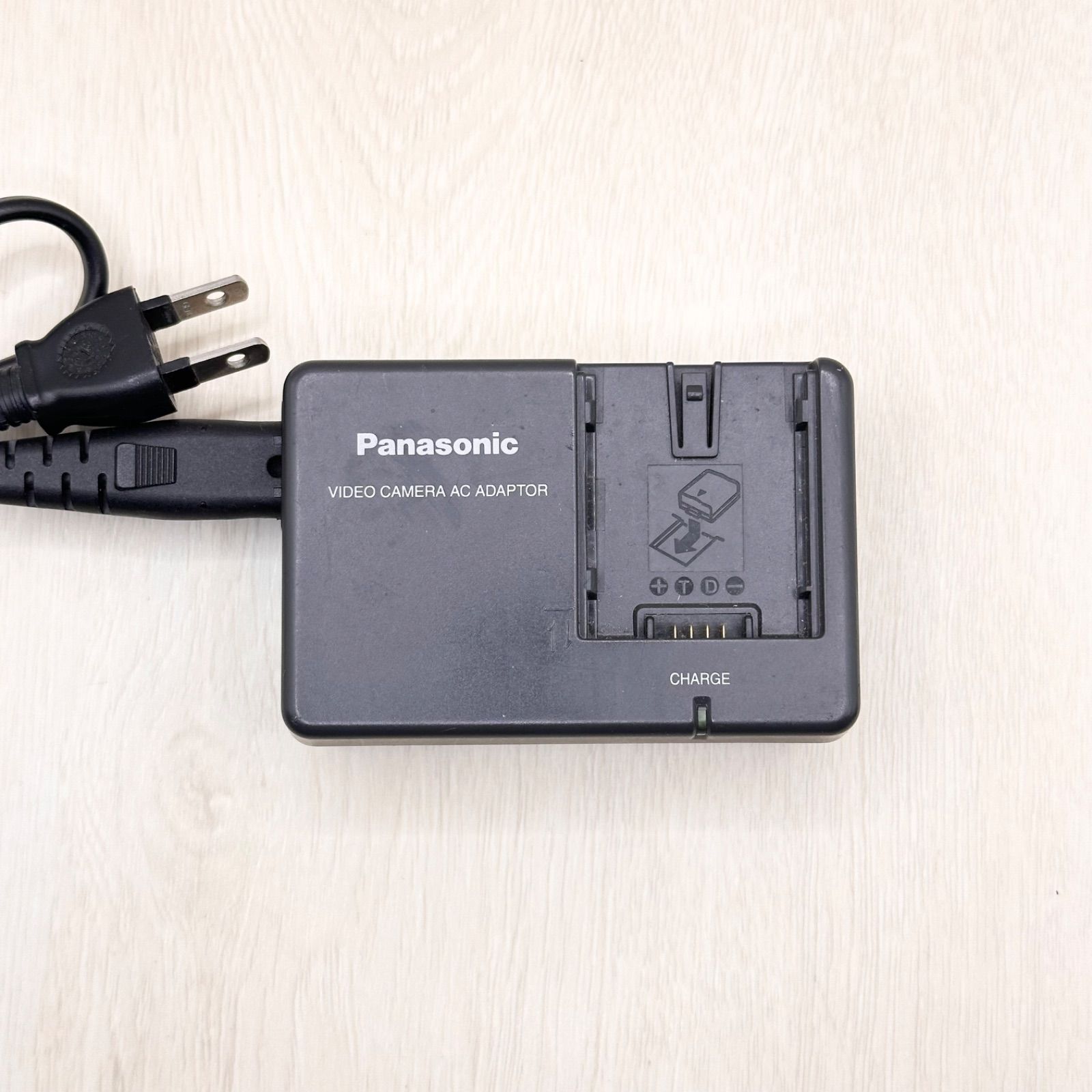 VSK0650 Panasonic 充電器 チャージャー MiniDV ビデオカメラ NV-GS150