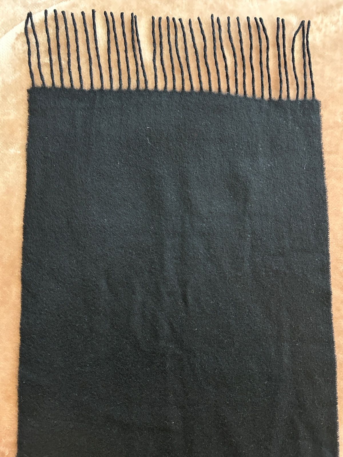 フルラFURLAマフラーストールショールスカーフblackブラック黒色系無地雪の結晶柄縦約156センチ横約34センチフリンジ約10センチレディースlady sLADYS女性用婦人ウィメンズwomen’s