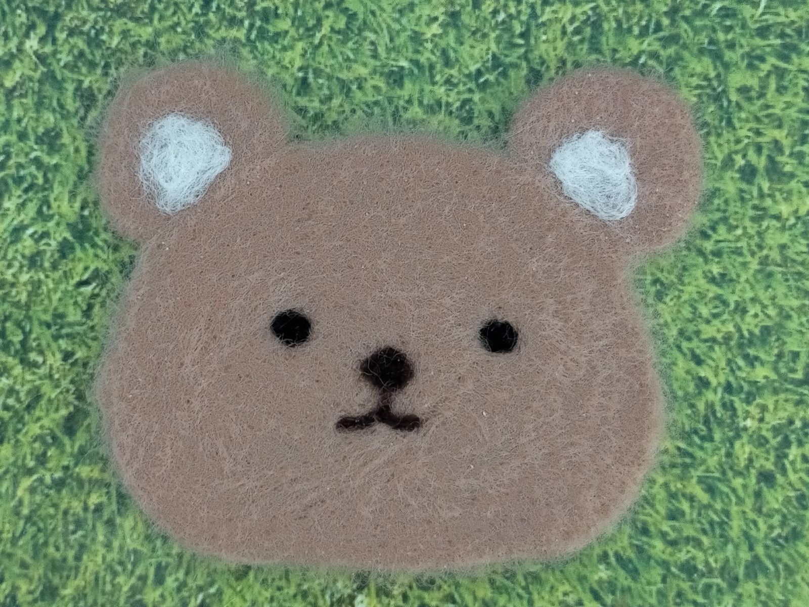 HAT6-007 羊毛フェルト くまさん クマ 熊 ブラウンベア フェルト飾り