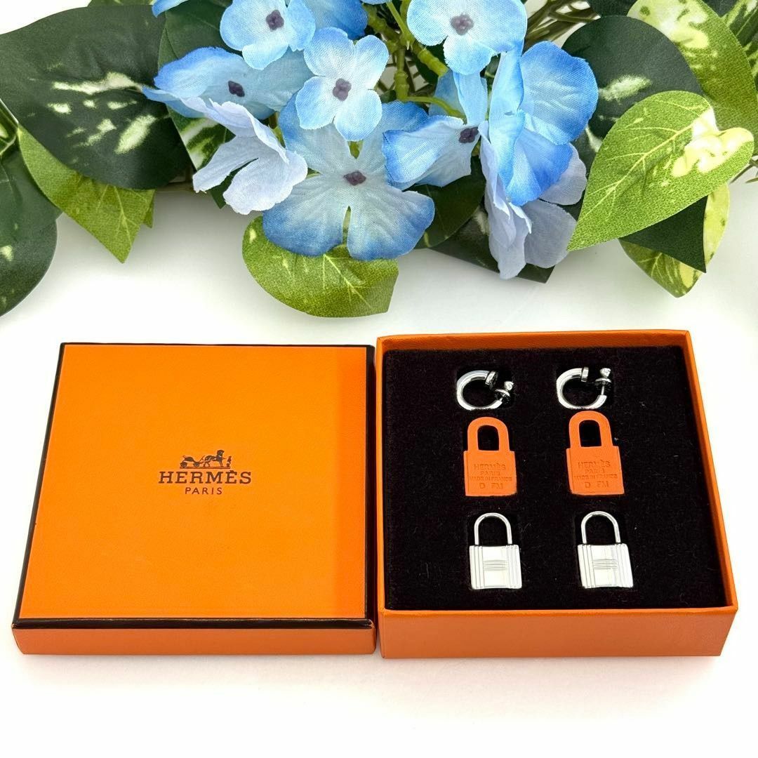 HERMES オーケリー カデナ 3way ピアス オレンジ 06-106.33 HERMES オーケリー カデナ 3way ピアス オレンジ 06-106.33 - メルカリ