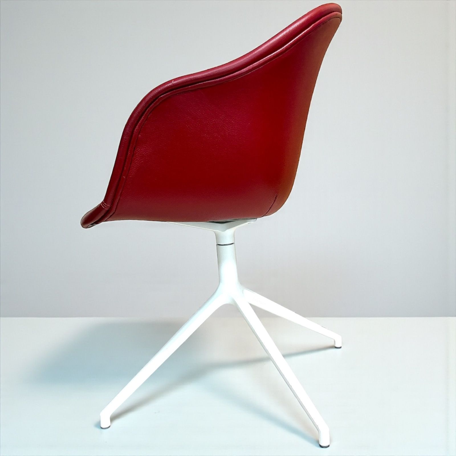 北欧 BoConcept ボーコンセプト ADELAIDE チェア 回転脚 - メルカリ