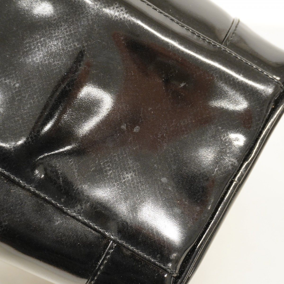 パテントレザー ブラック