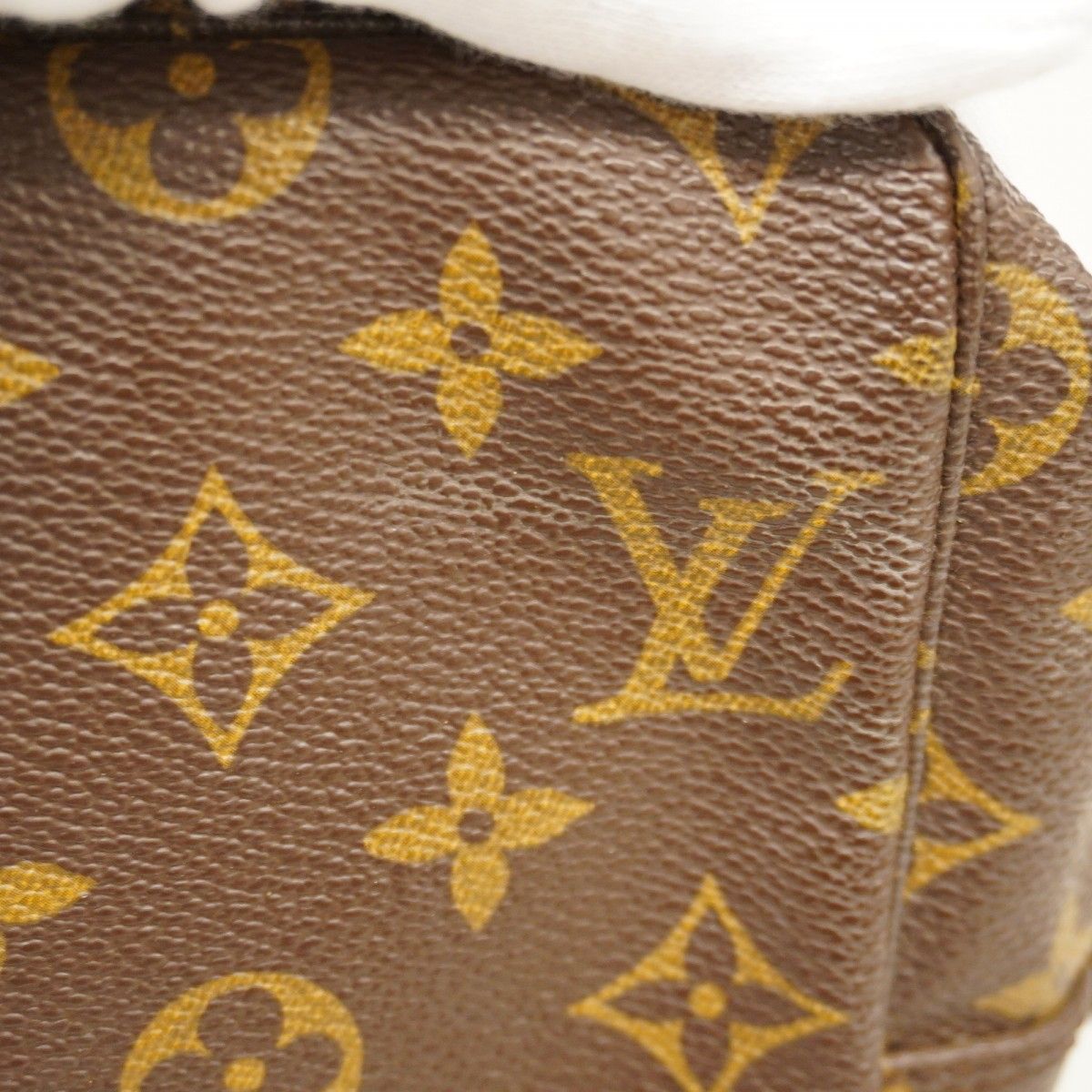 ポーチ モノグラム