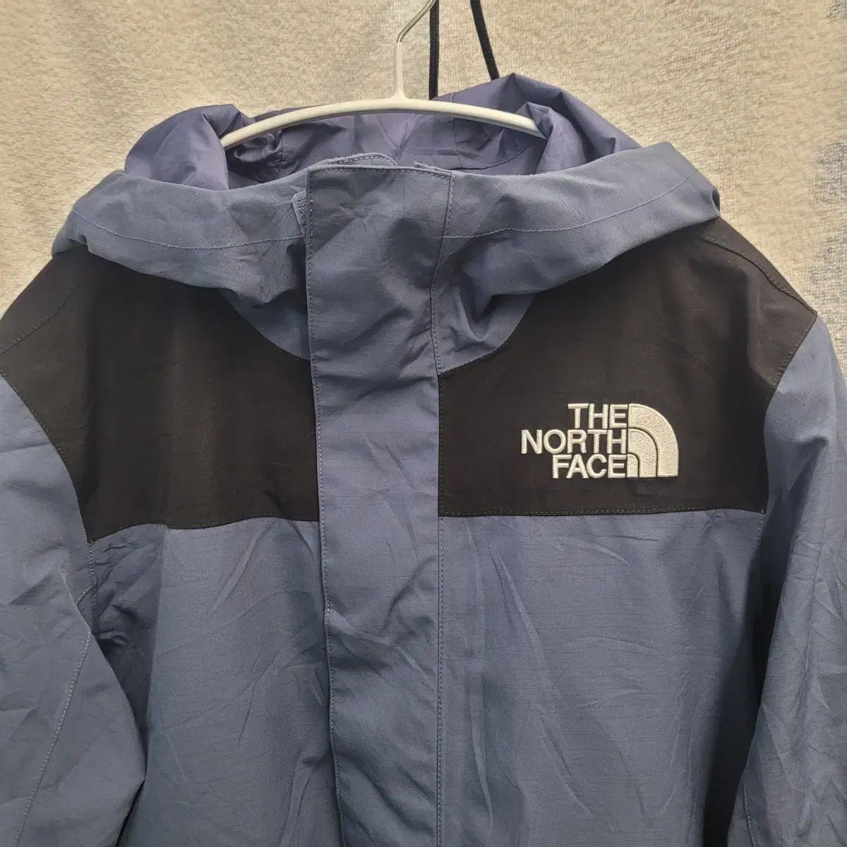 THE NORTH FACE フード ウィンドブレーカー ジャケット ブルー