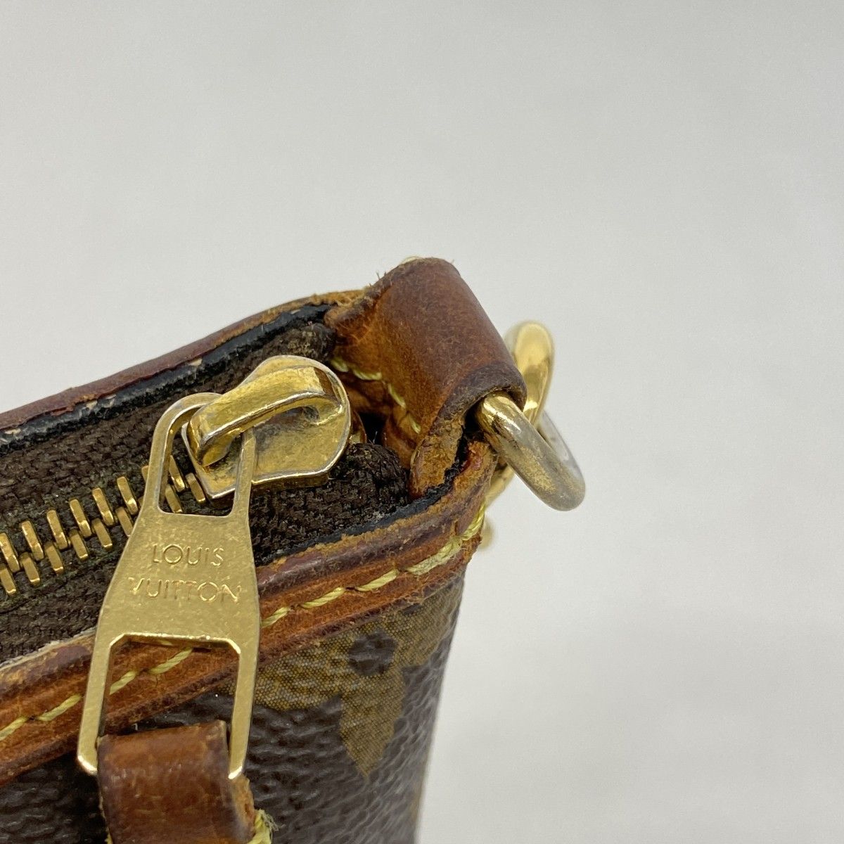 1564 ルイヴィトン