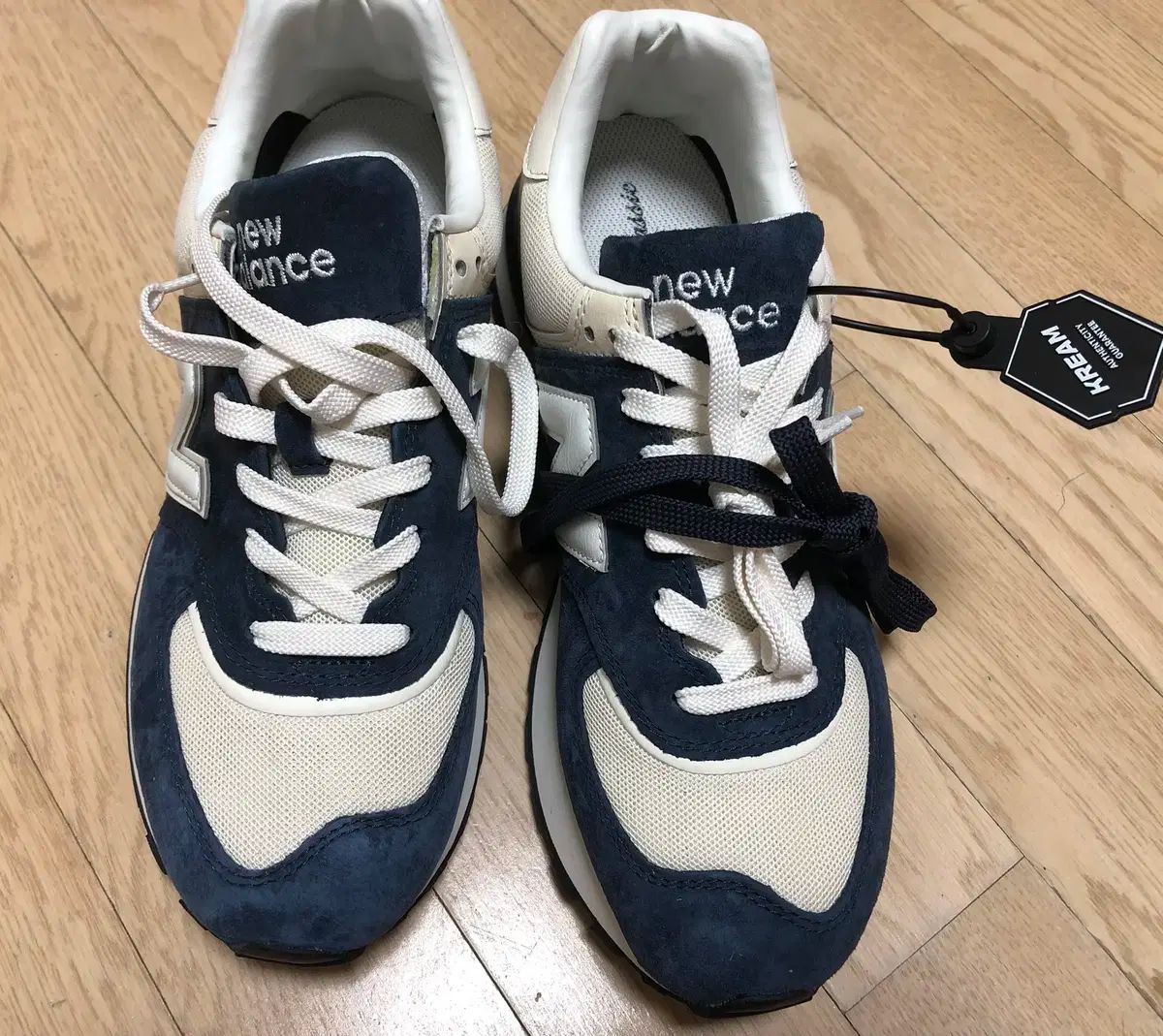 ニュー ンス 574 レガシー ネイビー ブルー