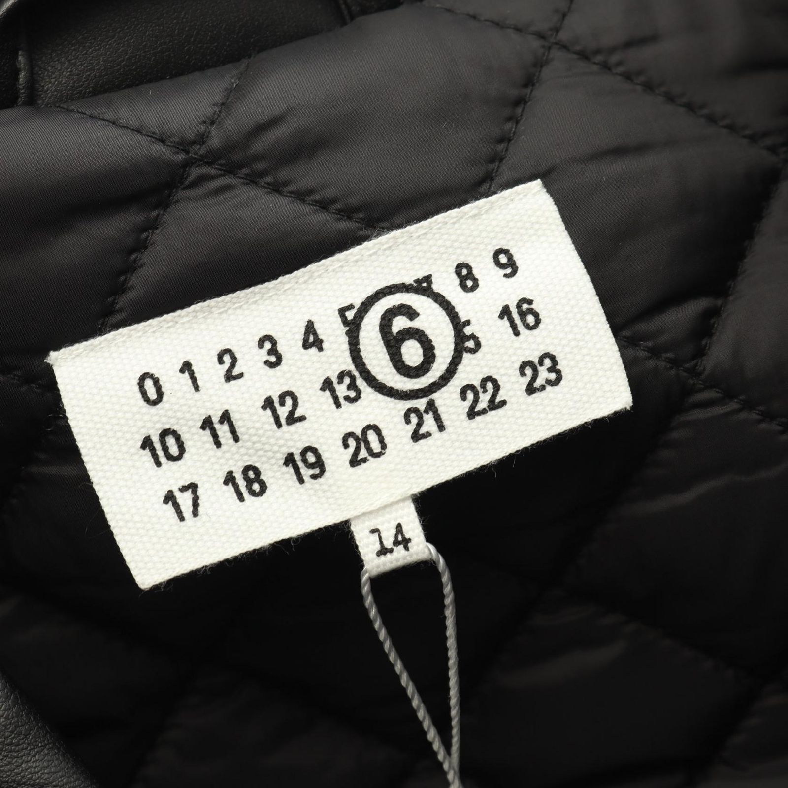 エムエムシックス