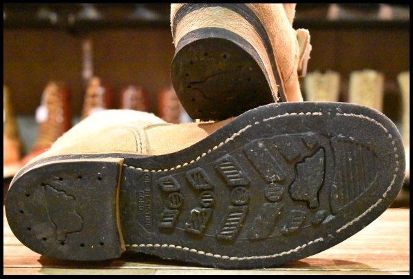 ベージュ ブーツ