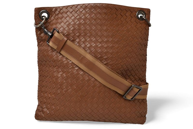 ボッテガヴェネタ ショルダーバッグ メッセンジャーバッグ BOTTEGA VENETA クロスボディ イントレチャートVN ブラウン 161623