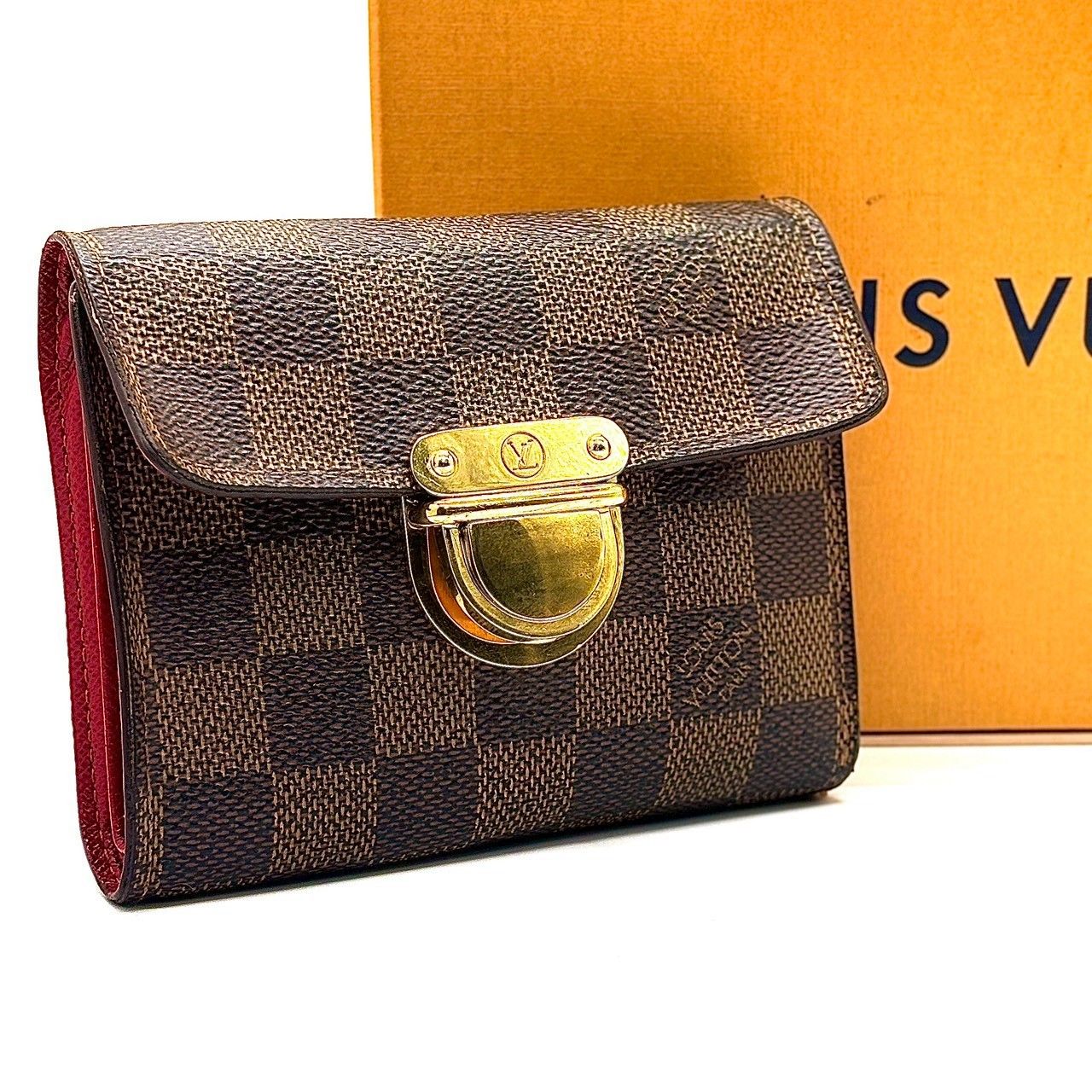 品格を纏う赤の差し色】 LOUIS VUITTON ルイヴィトン 三つ折り財布