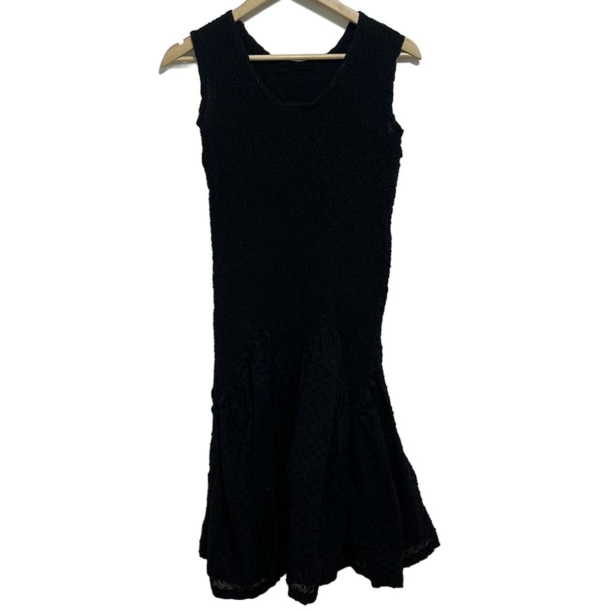 me イッセイミヤケ黒のフリル付きノースリーブワンピース me イッセイ