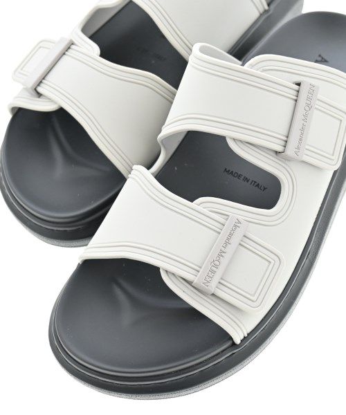 MCQUEEN サンダル