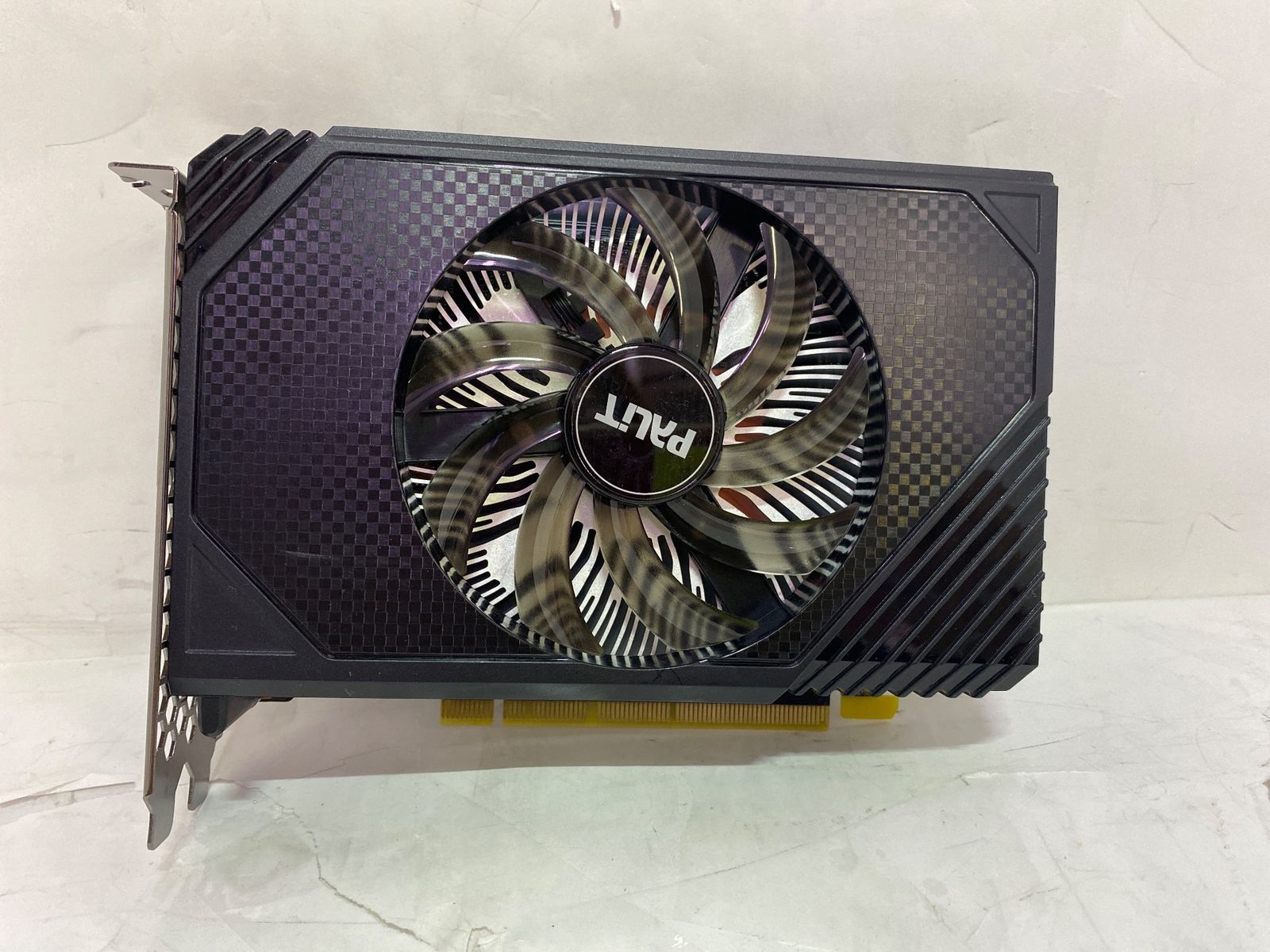 PCパーツ GeForce RTX 3050 StormX OC NE63050018P1-1070F PCIExp 8GB