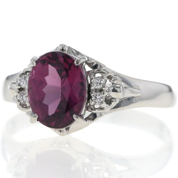 Pt 900プラチナ リング ロードライトガーネット ダイヤモンド 0.03 ct オーバル ラウンド アラベスク 指輪 16号 仕上済 zz