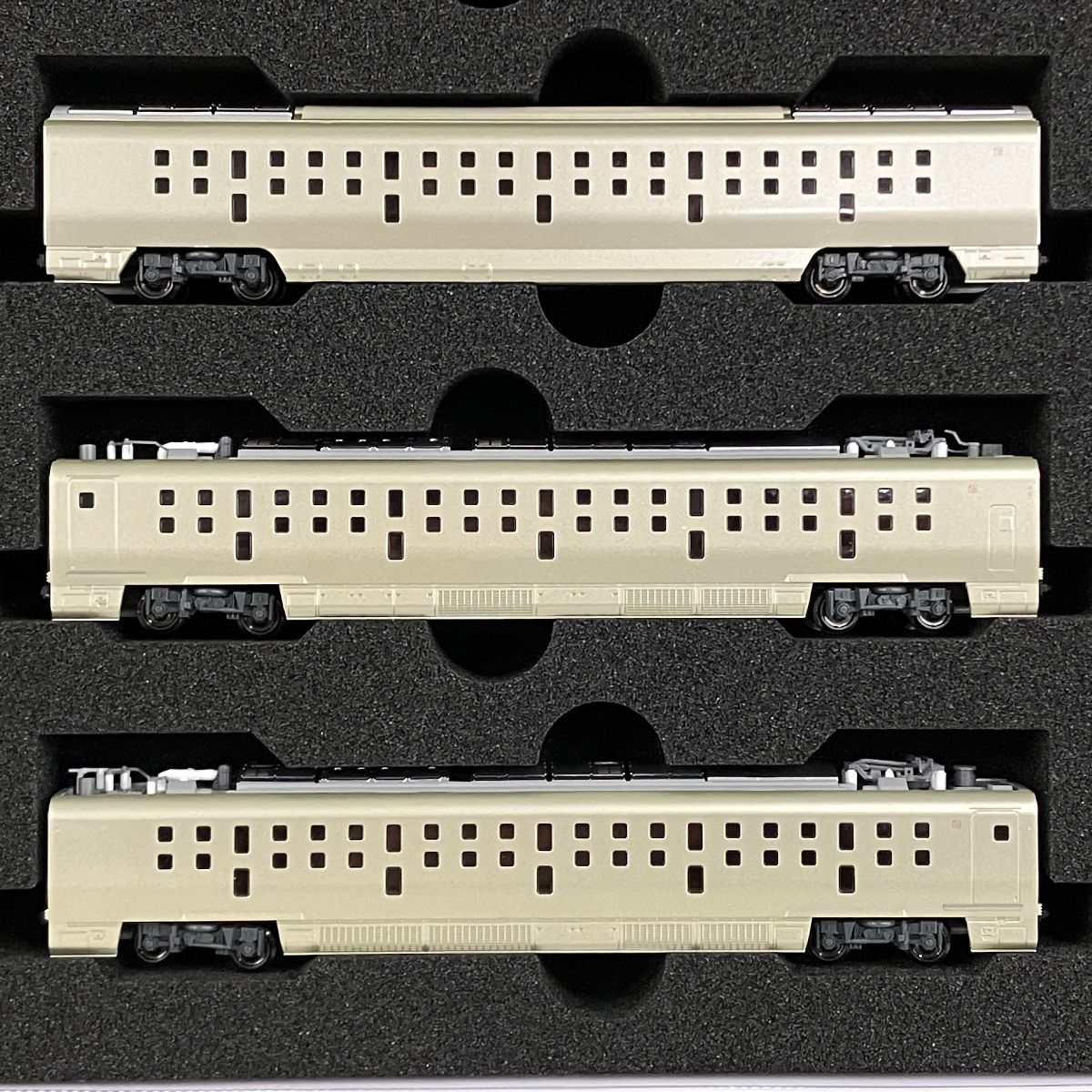 KATO 10-1889 10-1890 E001形 TRAIN SUITE 四季島 基本 増結 10両
