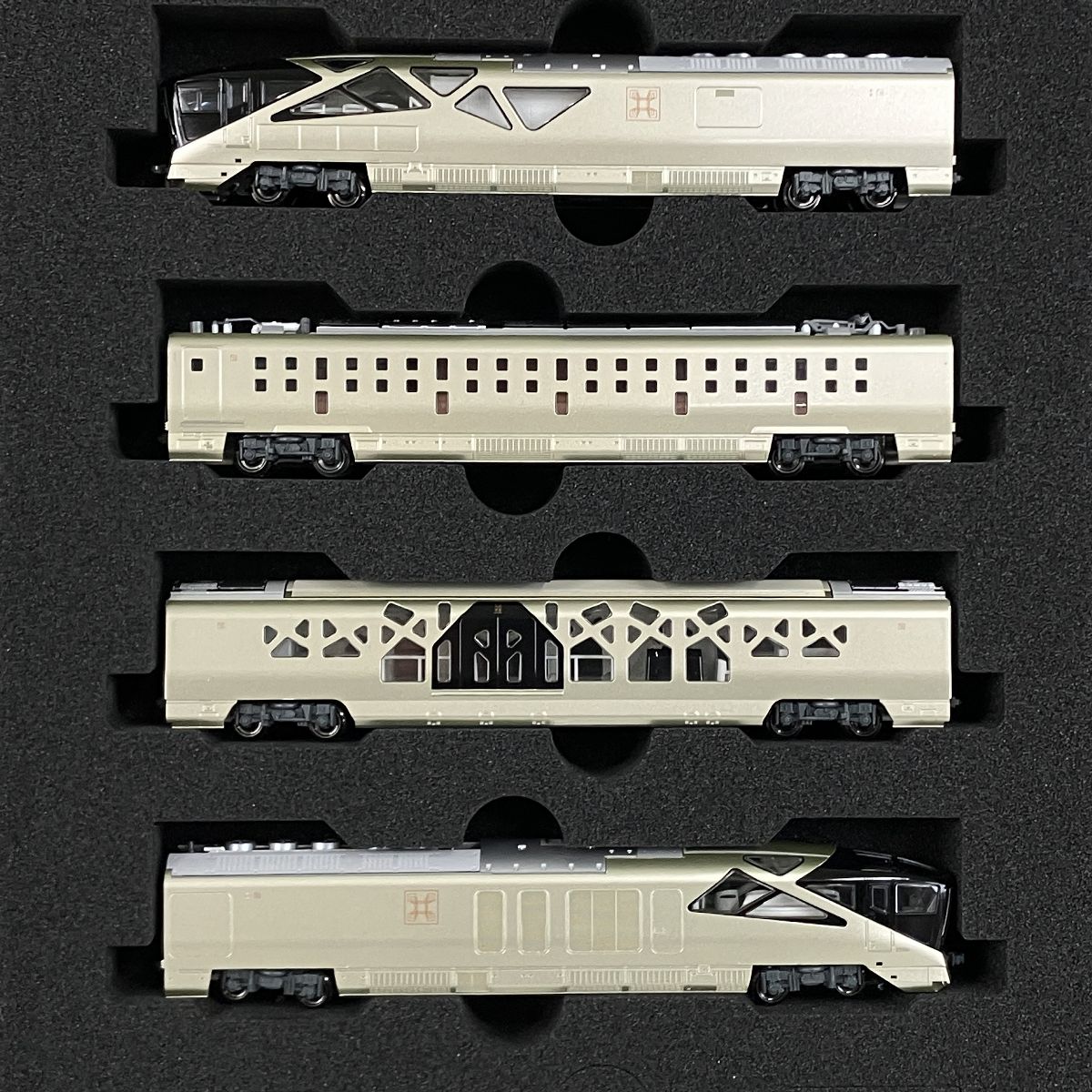 KATO 10-1889 10-1890 E001形 TRAIN SUITE 四季島 基本 増結 10両