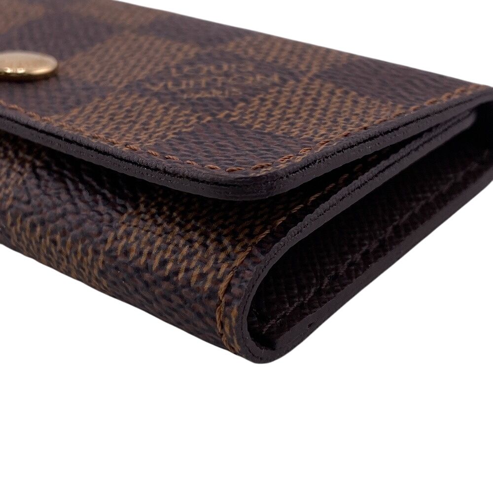 ブランド ブラウン