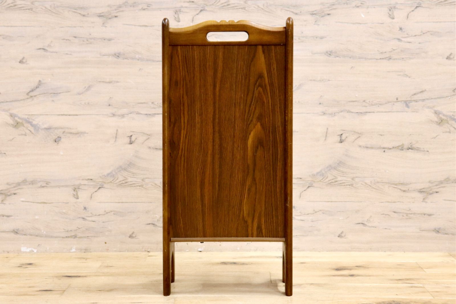 GMIH306○カリモク / karimoku マガジンラック コロニアル スリッパ