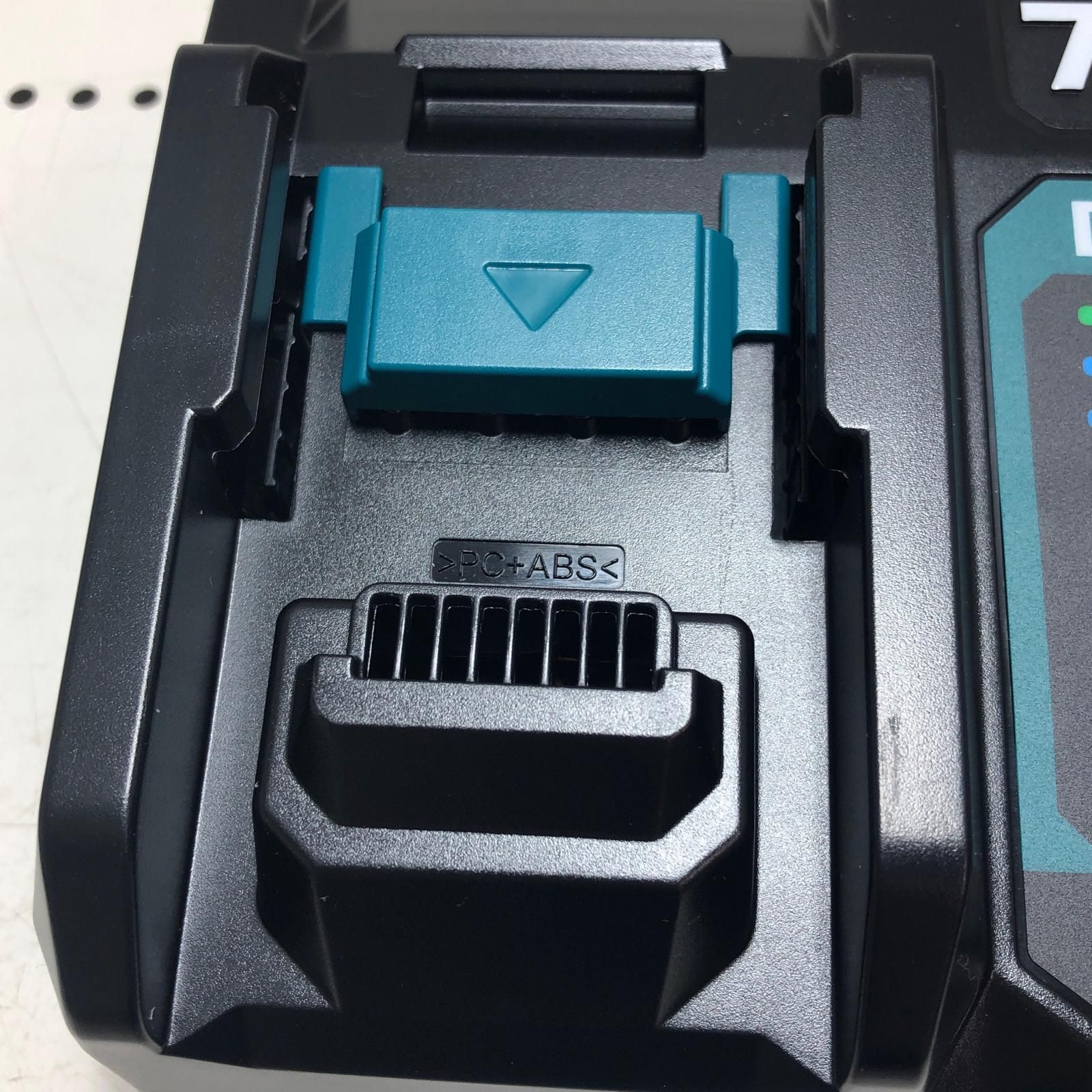 MAKITA マキタ 充電器 DC40RA